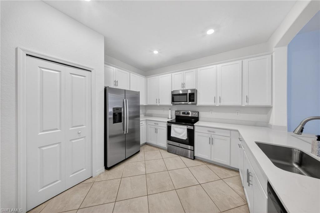 2196 Dragonfruit Way Property Photo 6