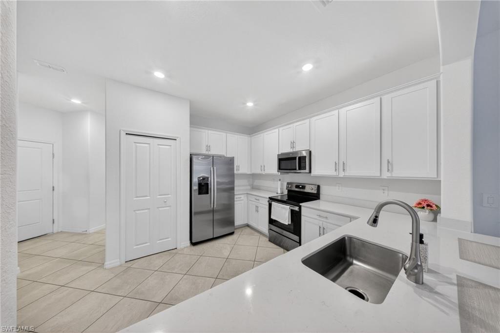 2196 Dragonfruit Way Property Photo 7