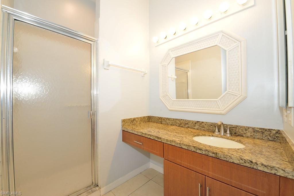 1042 Mainsail Dr 823 Property Photo 8