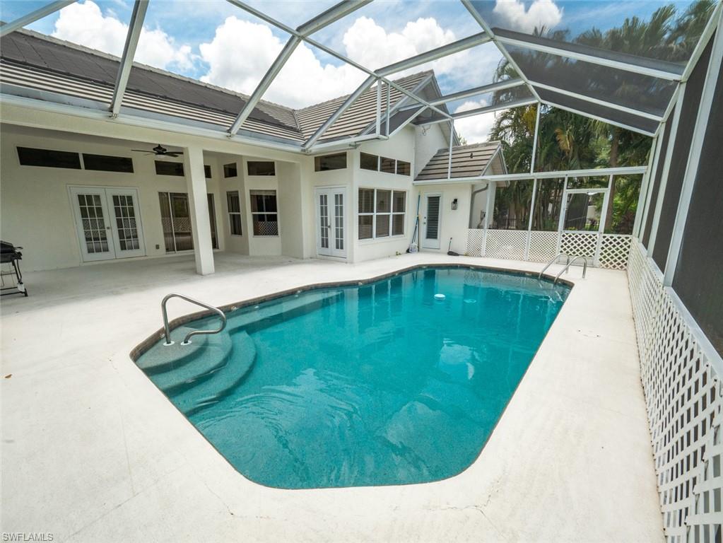 11394 Waterford Village Dr Property Photo 3