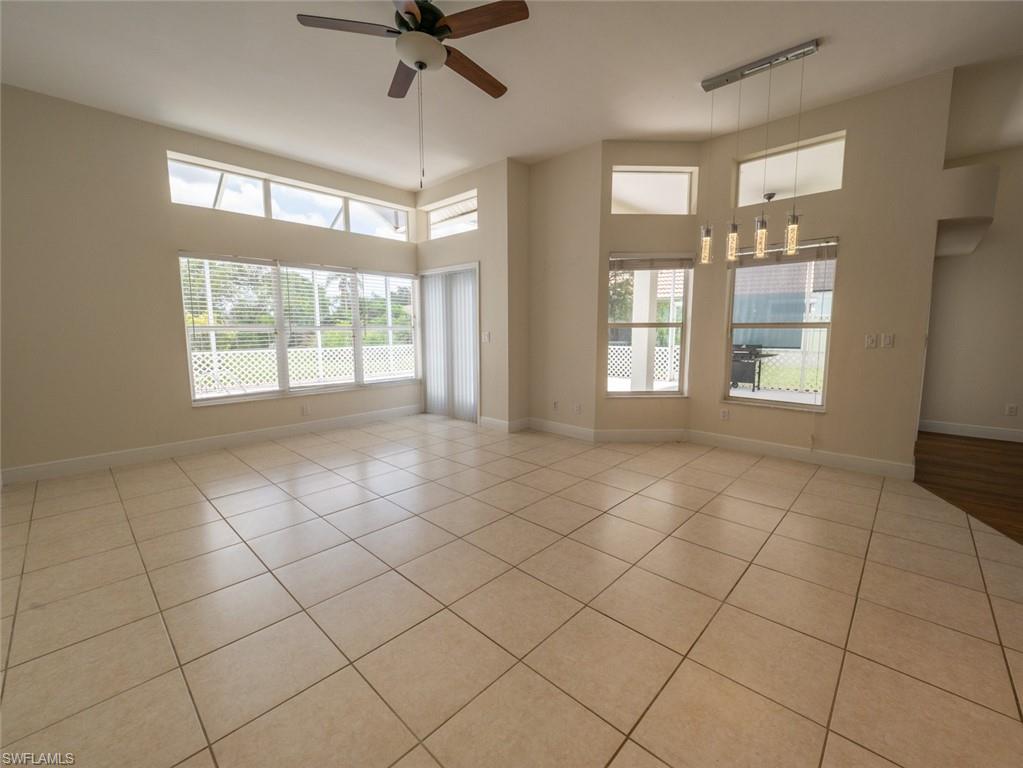 11394 Waterford Village Dr Property Photo 8