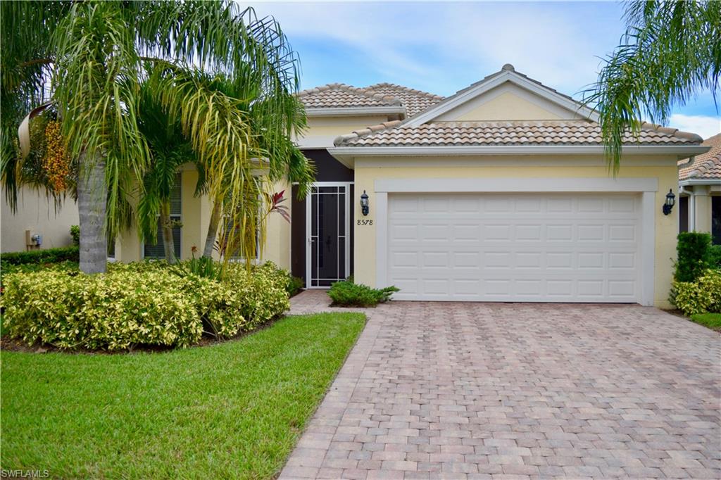 8578 Veronawalk Cir Property Photo 2