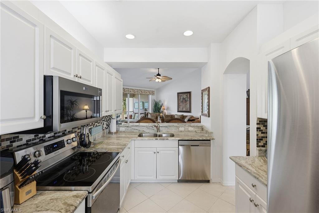 1150 Sweetwater Ln 1207 Property Photo 10