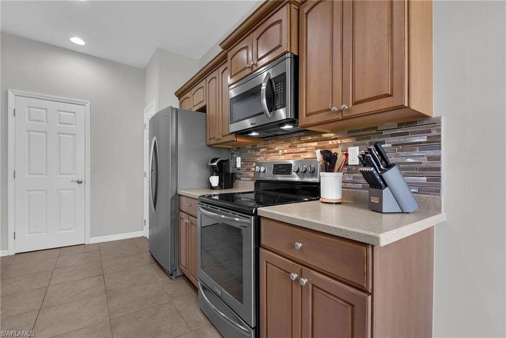 12870 Carrington Cir 203 Property Photo 6