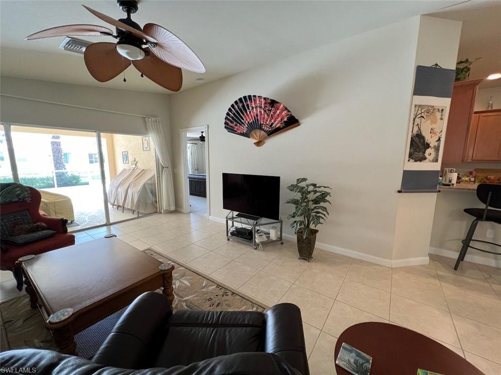 7294 Salerno Ct Property Photo 8