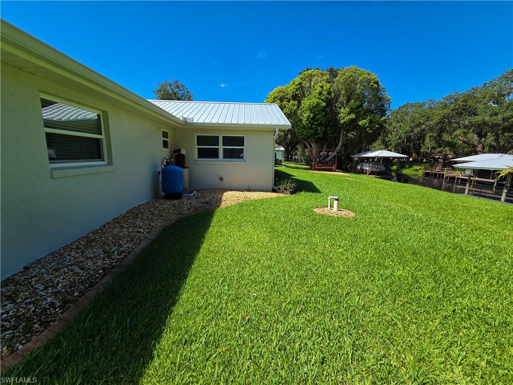864 Peachtree Dr Property Photo 15