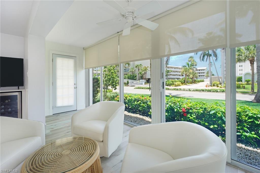 1910 Gulf Shore Blvd N 102 Property Photo 6