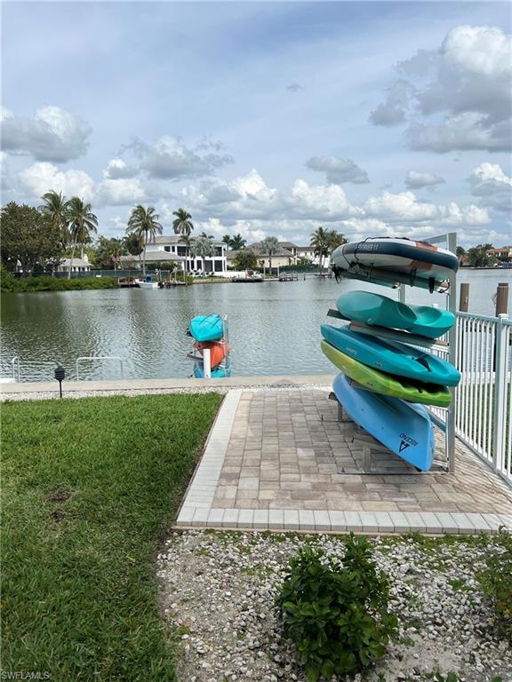 1910 Gulf Shore Blvd N 102 Property Photo 17