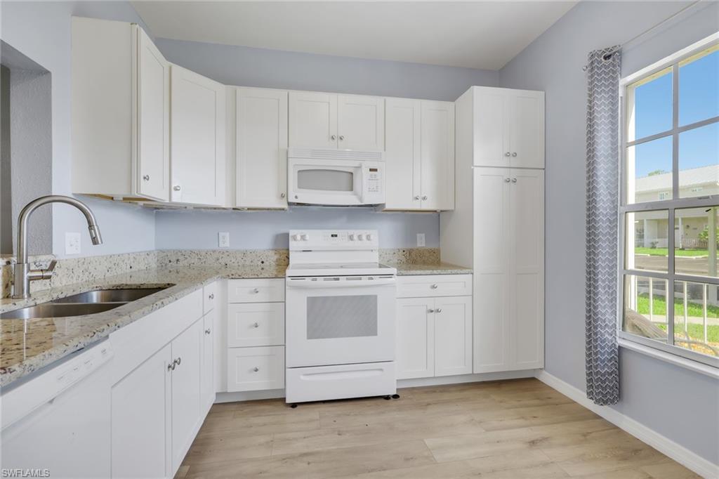 226024877 Property Photo 1