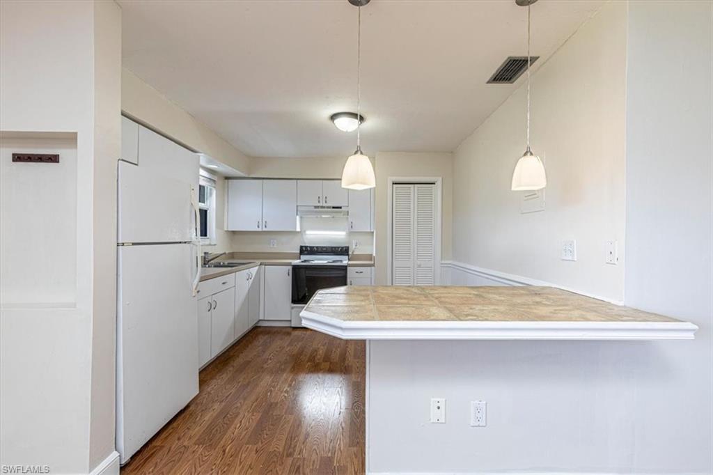 3325 Airport Rd N S5 Property Photo 5