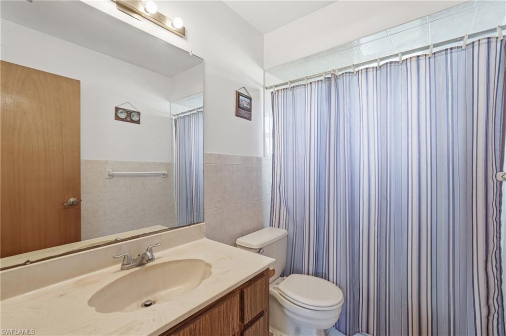 246 37th St Property Photo 12