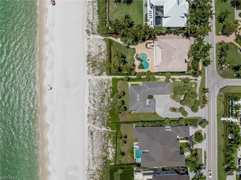 10173 Gulf Shore Dr Property Photo 1