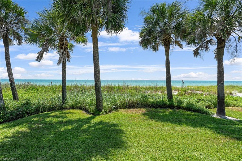 10173 Gulf Shore Dr Property Photo 3