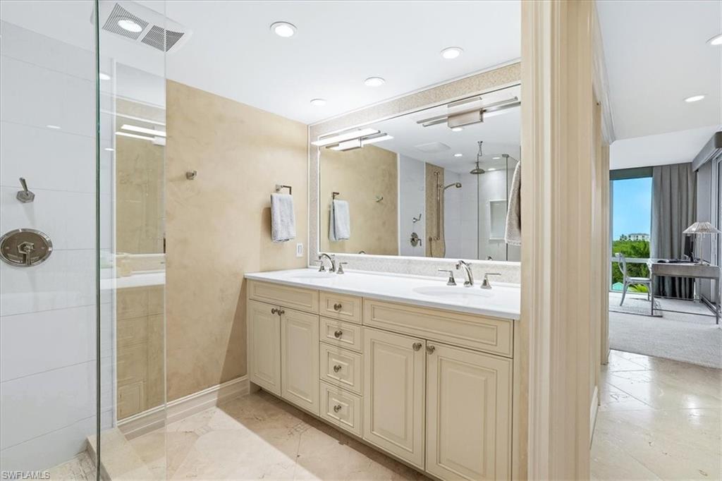 7515 Pelican Bay Blvd 5c Property Photo 12