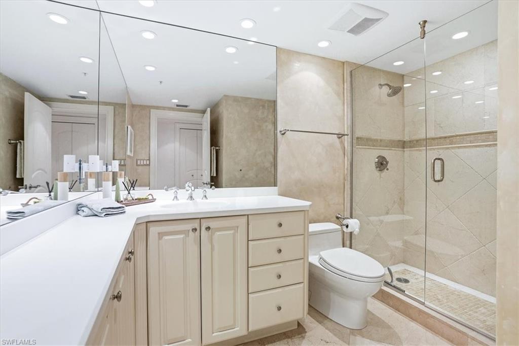 7515 Pelican Bay Blvd 5c Property Photo 15