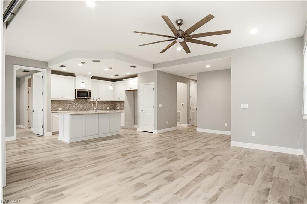 2664 Seychelles Cir 2401 Property Photo 6