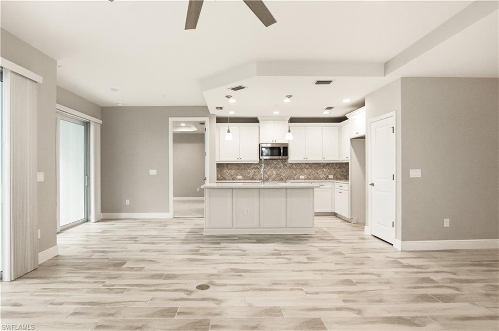 2664 Seychelles Cir 2401 Property Photo 17