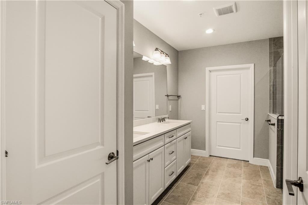 2664 Seychelles Cir 2401 Property Photo 27
