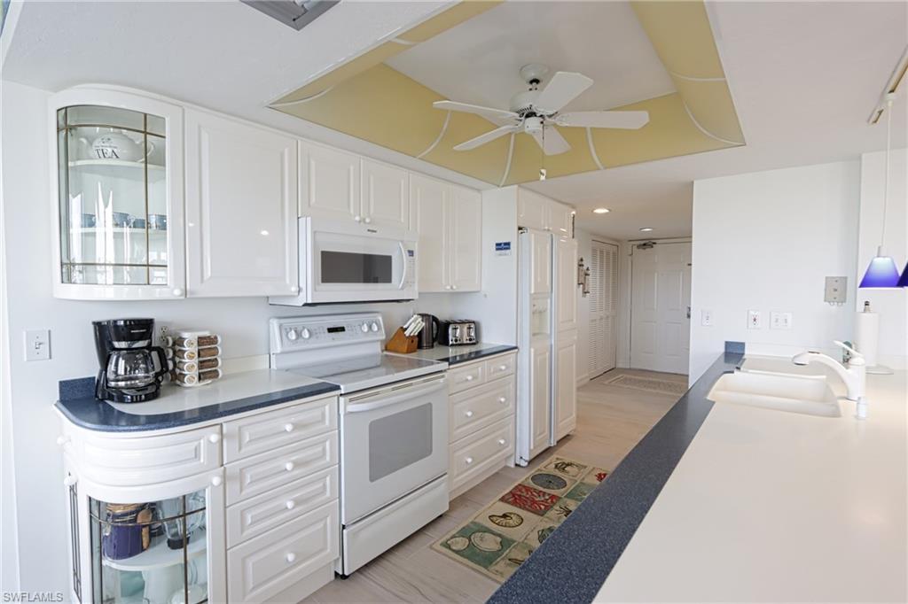 11116 Gulf Shore Dr 601 Property Photo 5