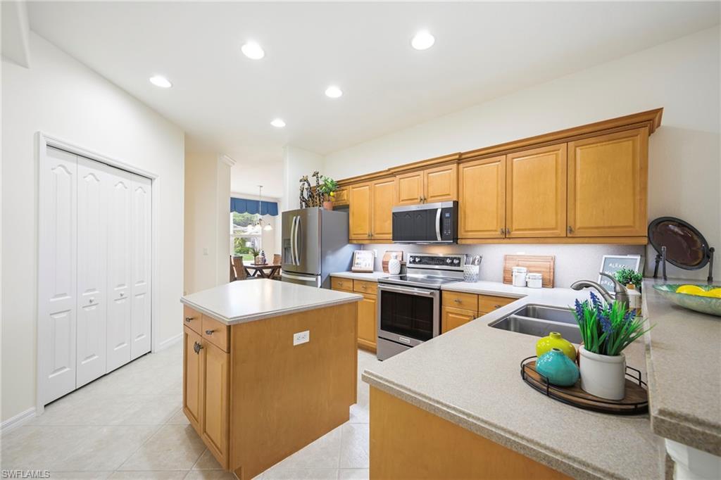 20480 Torre Del Lago St Property Photo 13