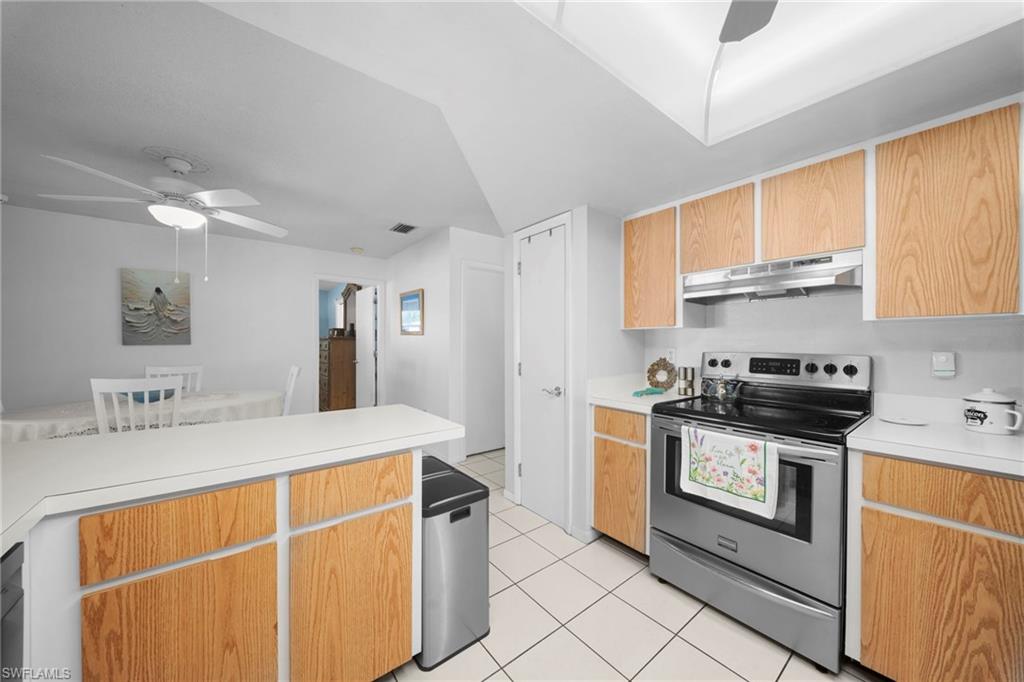 150 Capatola St Property Photo 16
