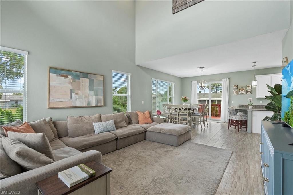 18432 Camellia Rd Property Photo 3