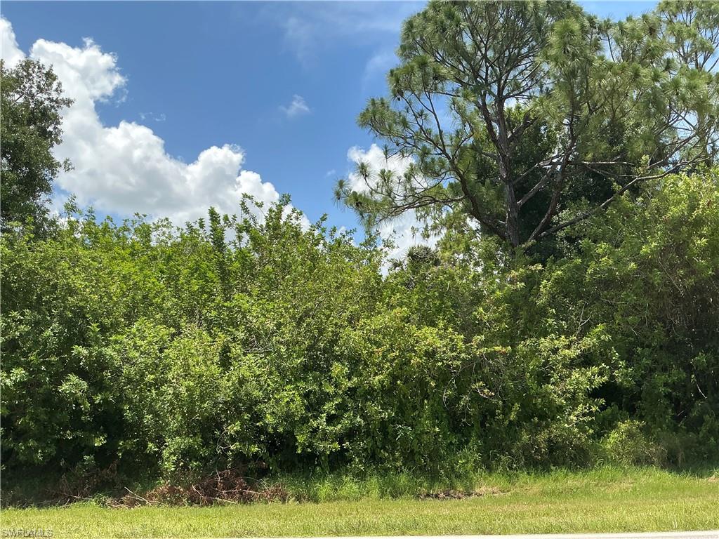 18020 Wintergarden Ave Property Photo 1