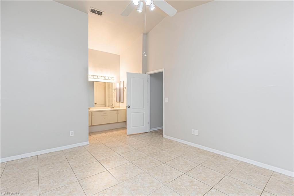 13114 Regent Cir Property Photo 3