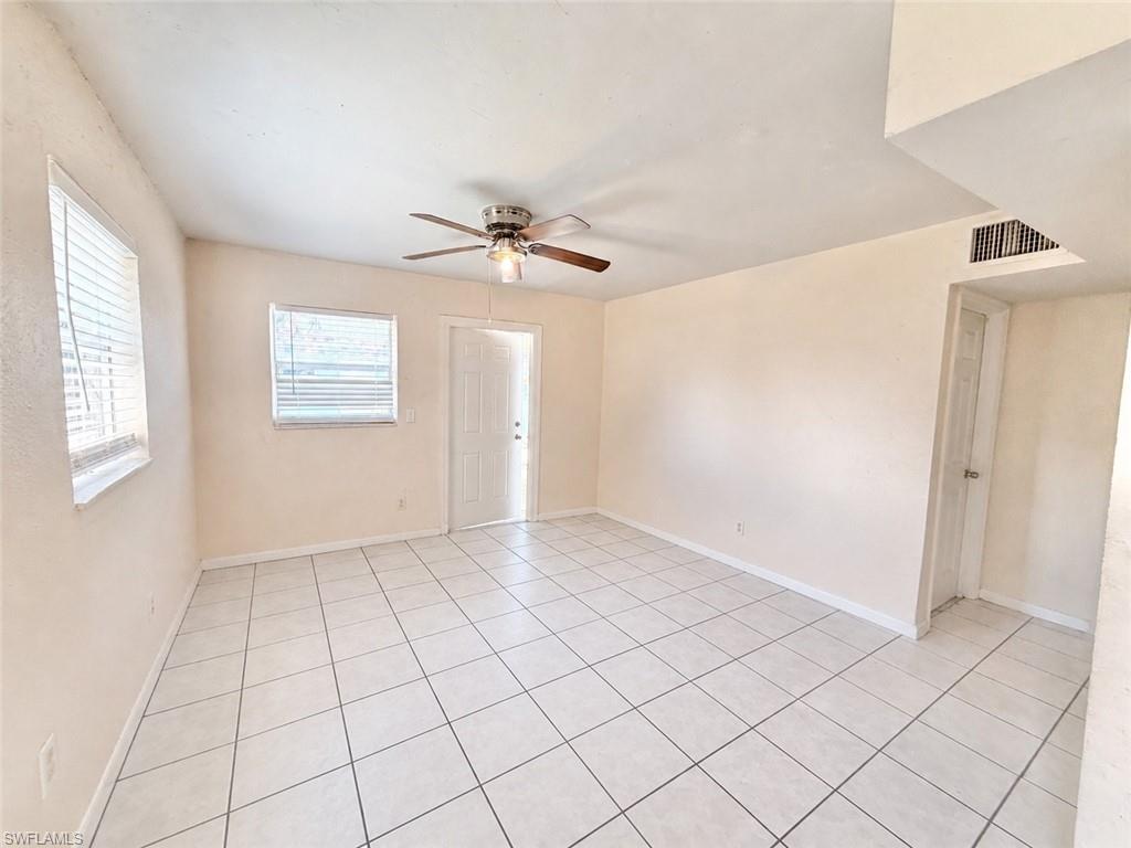 2485 Bayside St Property Photo 3
