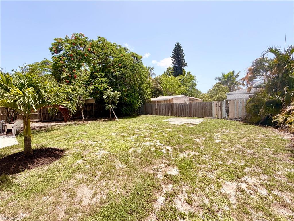 2485 Bayside St Property Photo 21