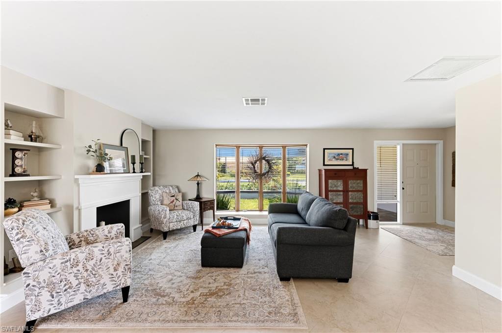 9981 Treasure Cay Ln Property Photo 12