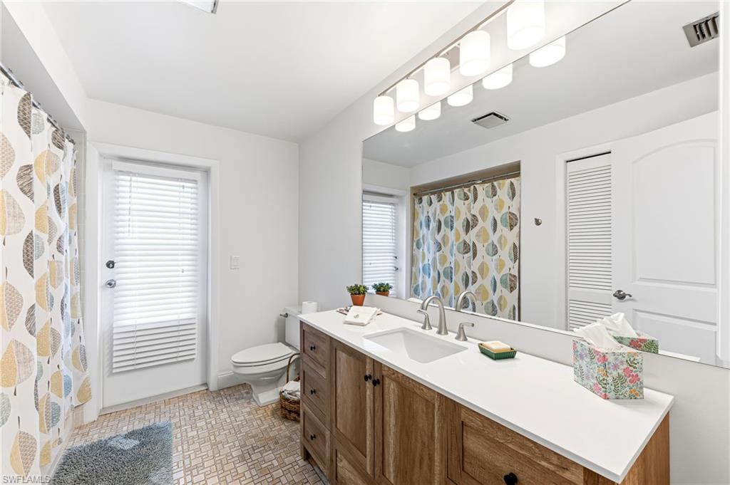 9981 Treasure Cay Ln Property Photo 23