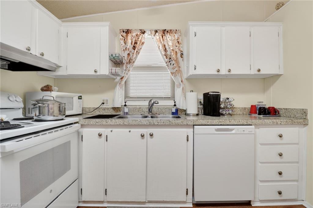 183 Oceans Blvd 183 Property Photo 6