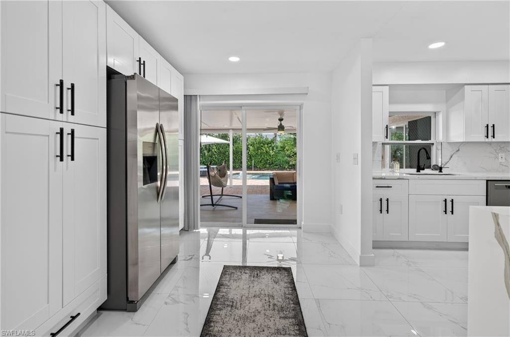 6055 Macbeth Ln Property Photo 14