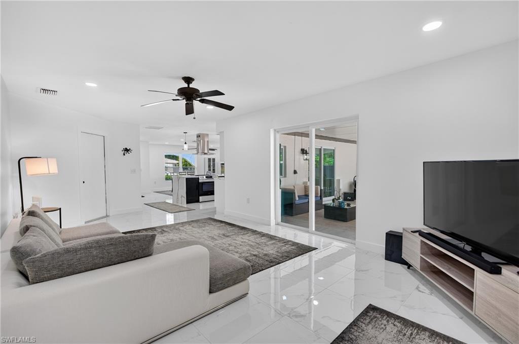 6055 Macbeth Ln Property Photo 16