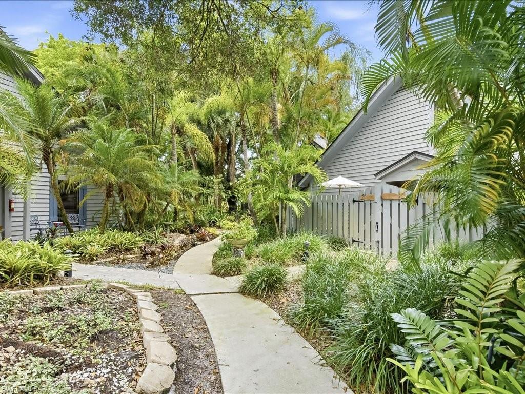 1337 Solana Rd Property Photo 1