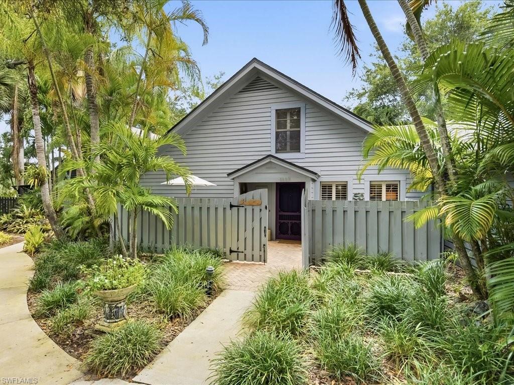 1337 Solana Rd Property Photo 3