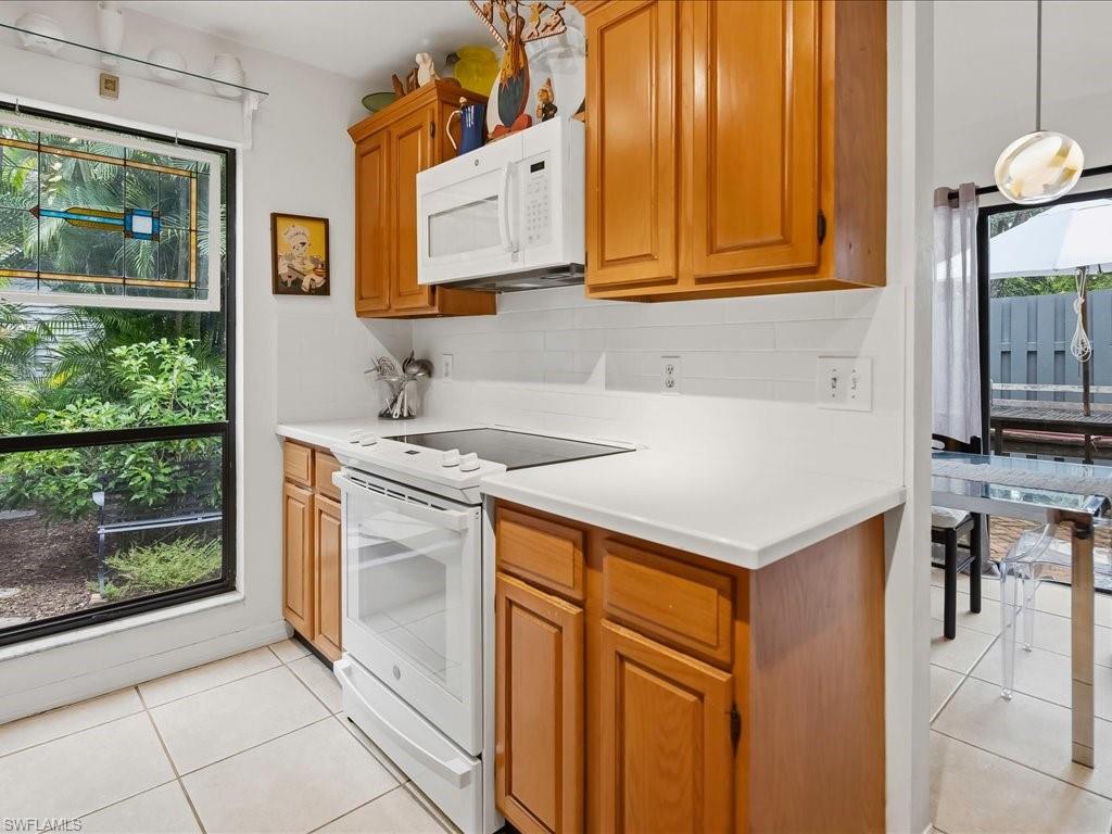 1337 Solana Rd Property Photo 10
