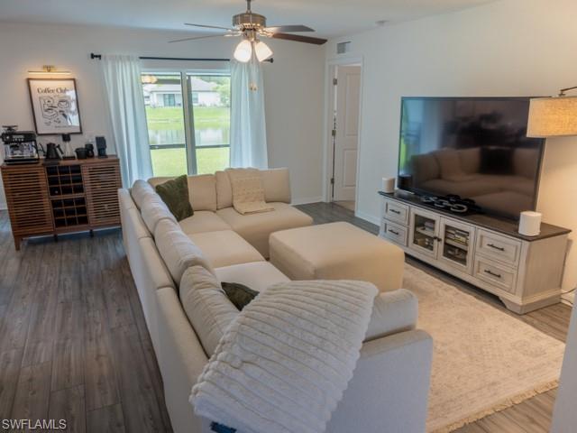813 Franklin Ct Property Photo 4
