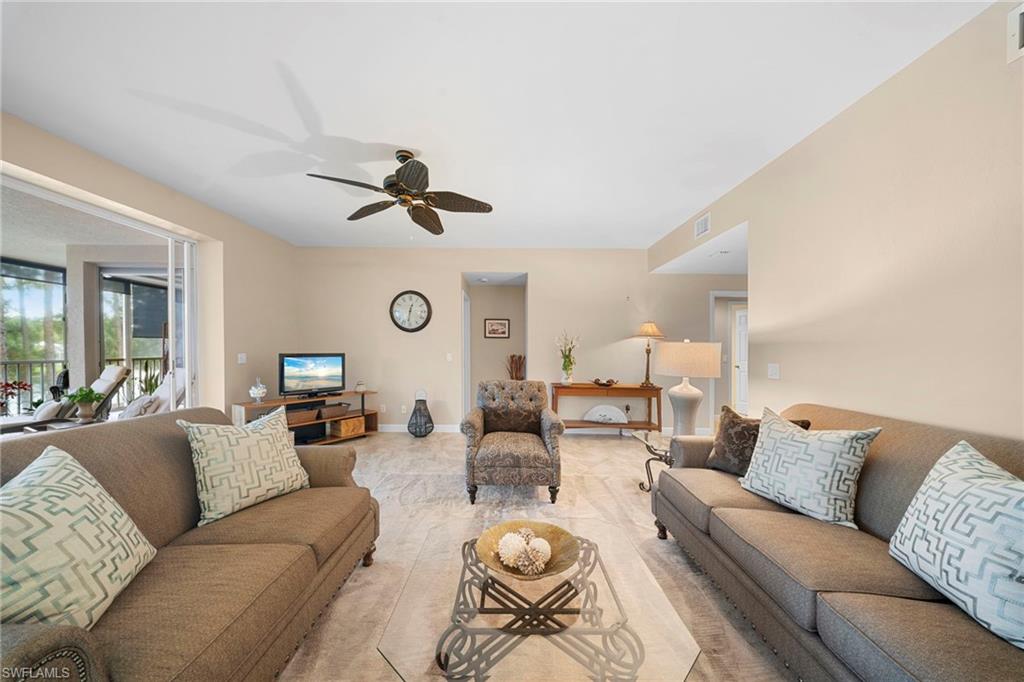 770 Waterford Dr 202 Property Photo 6