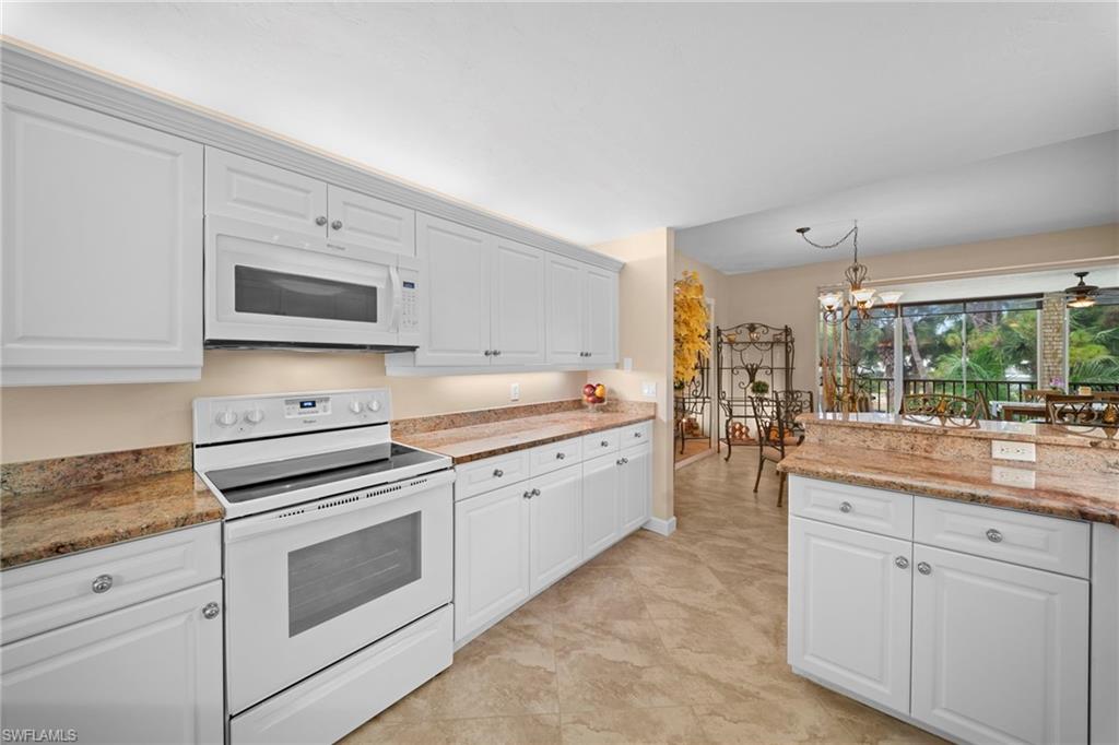 770 Waterford Dr 202 Property Photo 11