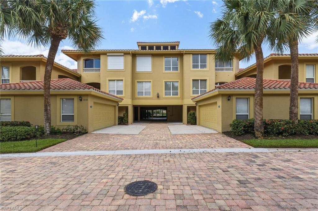 1845 Les Chateaux Blvd 303 Property Photo 6