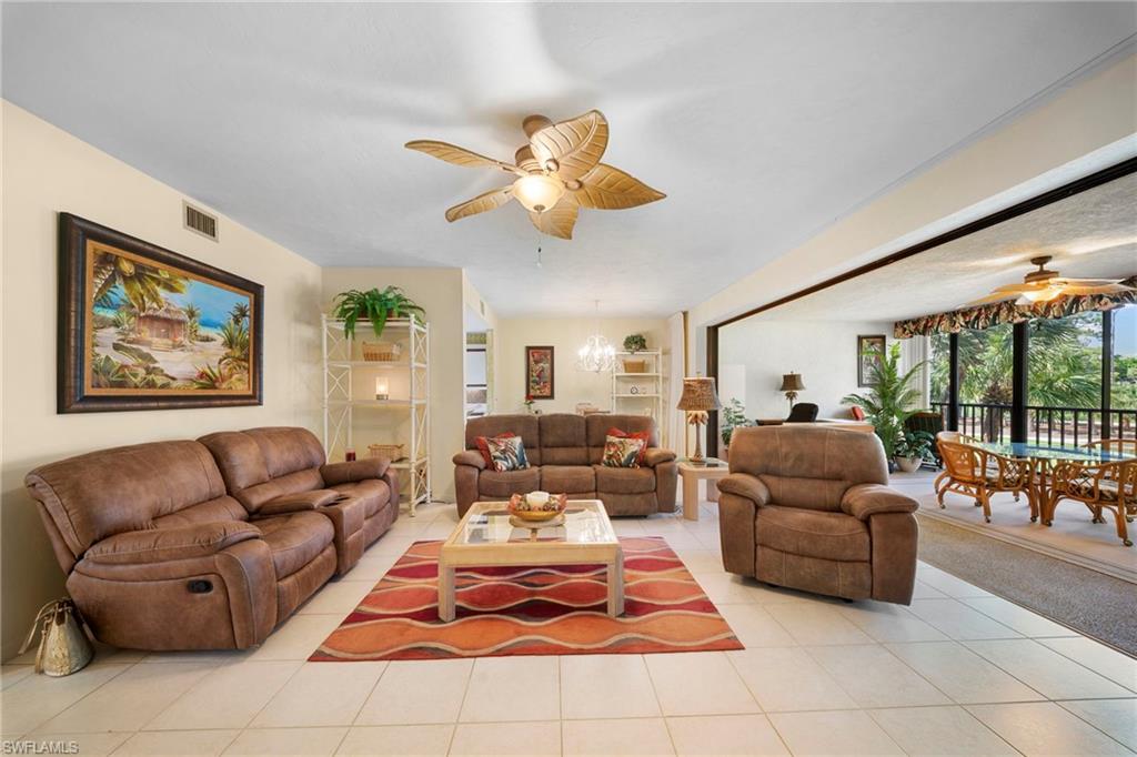 758 Eagle Creek Dr 202 Property Photo 5