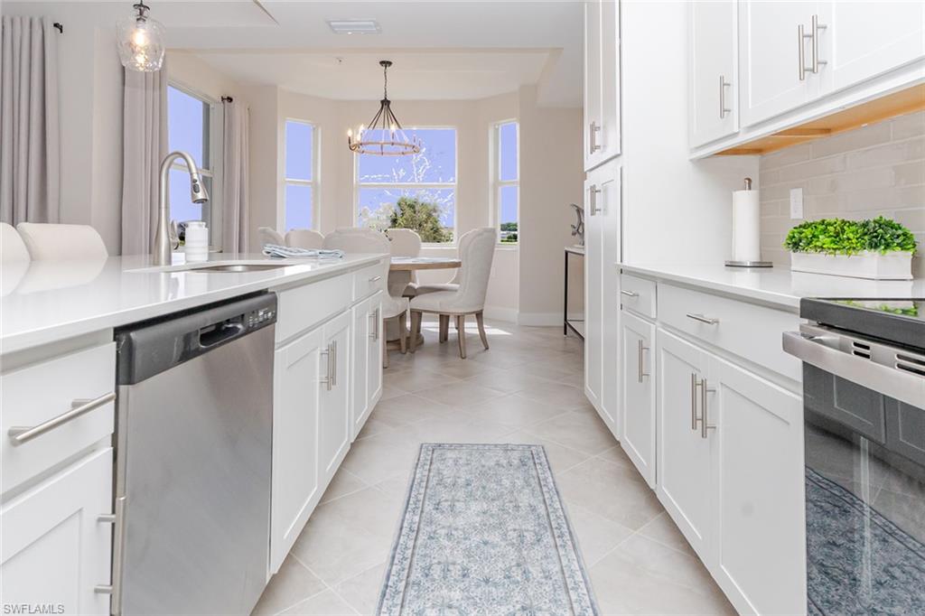 5527 Double Eagle Cir 3823 Property Photo 11