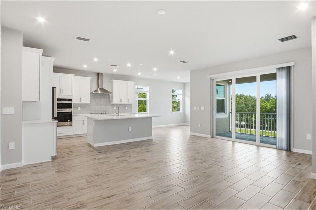 4646 Arboretum Cir 201 Property Photo 11