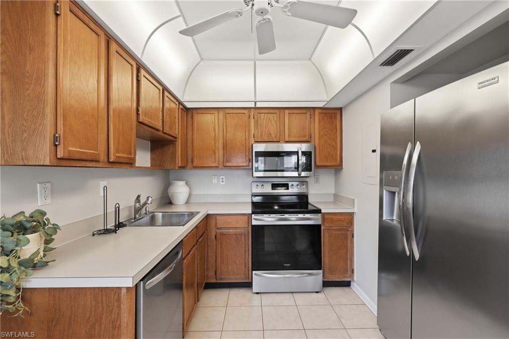 1526 Mainsail Dr 3 Property Photo 14