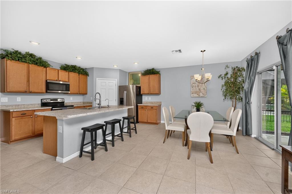 7492 Mikasa Dr Property Photo 16