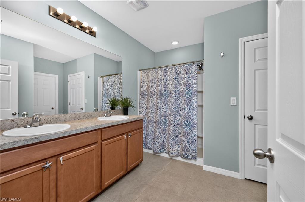 7492 Mikasa Dr Property Photo 28