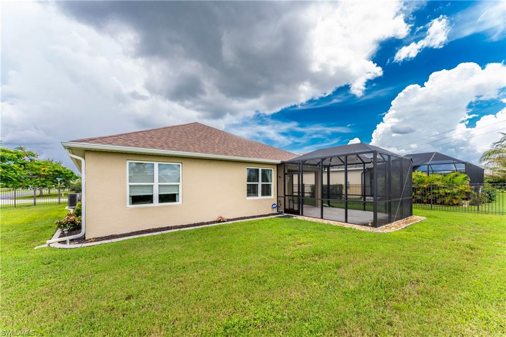 7492 Mikasa Dr Property Photo 43