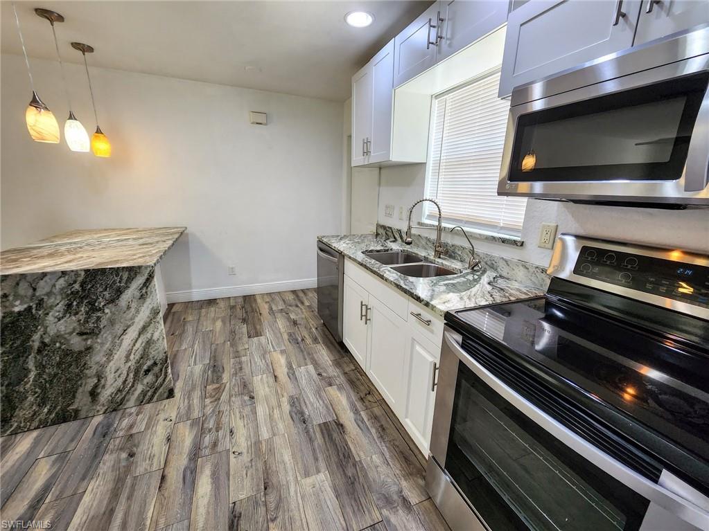 5201 Glenlivet Rd Property Photo 3